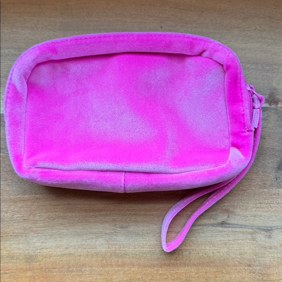 Valentino Pouch - Picture 2 of 3